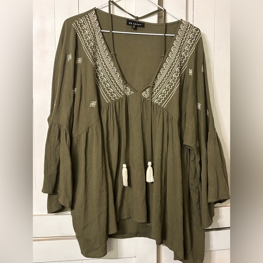 En Creme Olive Tunic with White Embroidery